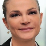Izabella Czartoryski - Directrice Principale, Transformation des Ressources Humaines